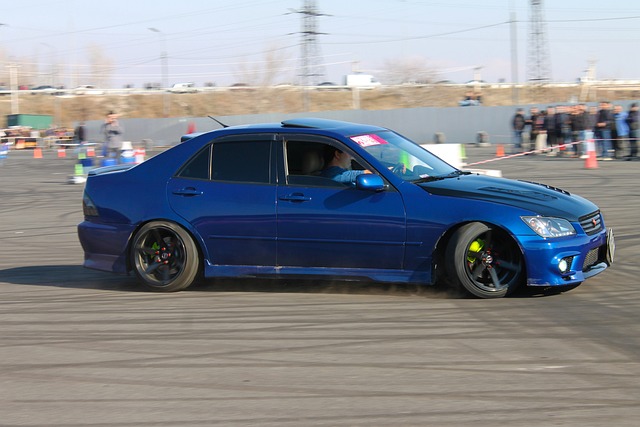 坚持科学的 坚持科学的